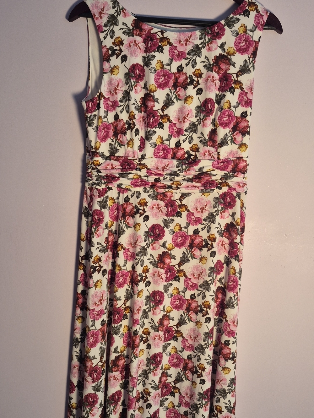 NorthStyle Floral Maxi Dress in White with Pink and Yellow Roses (New)